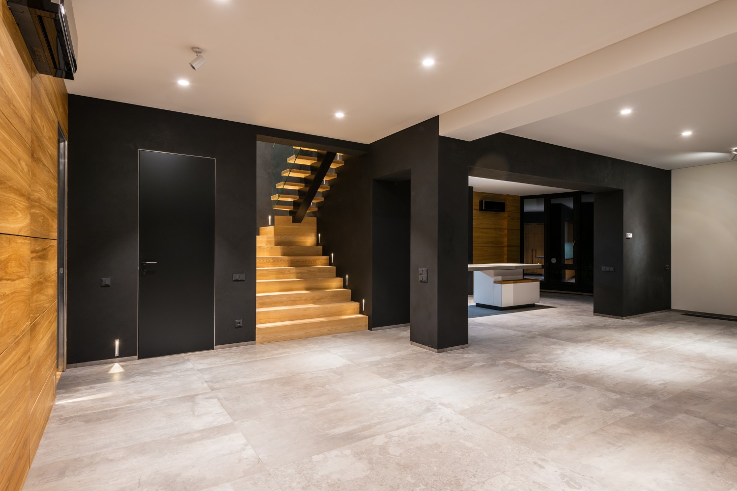 A Guide to Harnessing the Power of Black Paint in Your Home